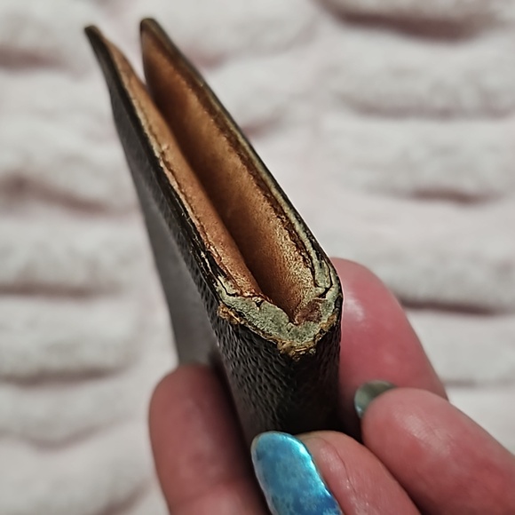 Louis Vuitton Monogram Card Holder Wallet - Picture 16 of 17